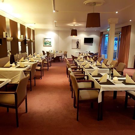 Js Hotel Epen Extérieur photo