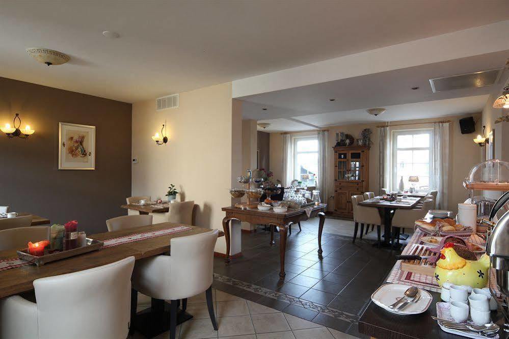 Js Hotel Epen Extérieur photo