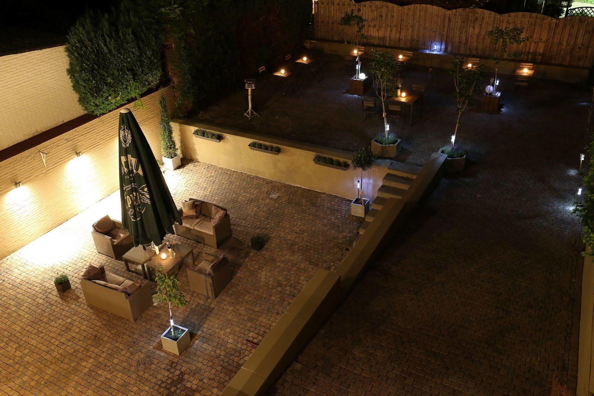 Js Hotel Epen Extérieur photo